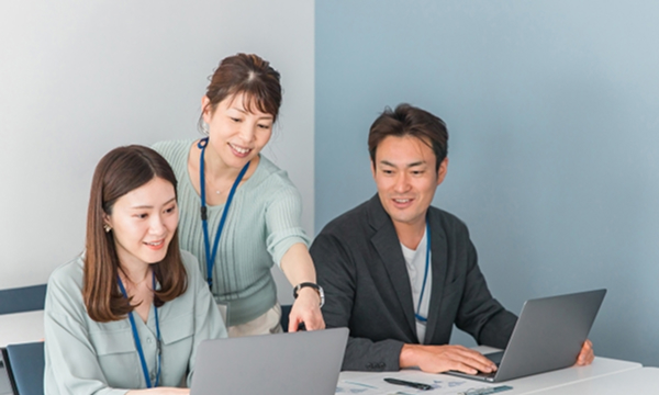 研修をカスタマイズしている様子